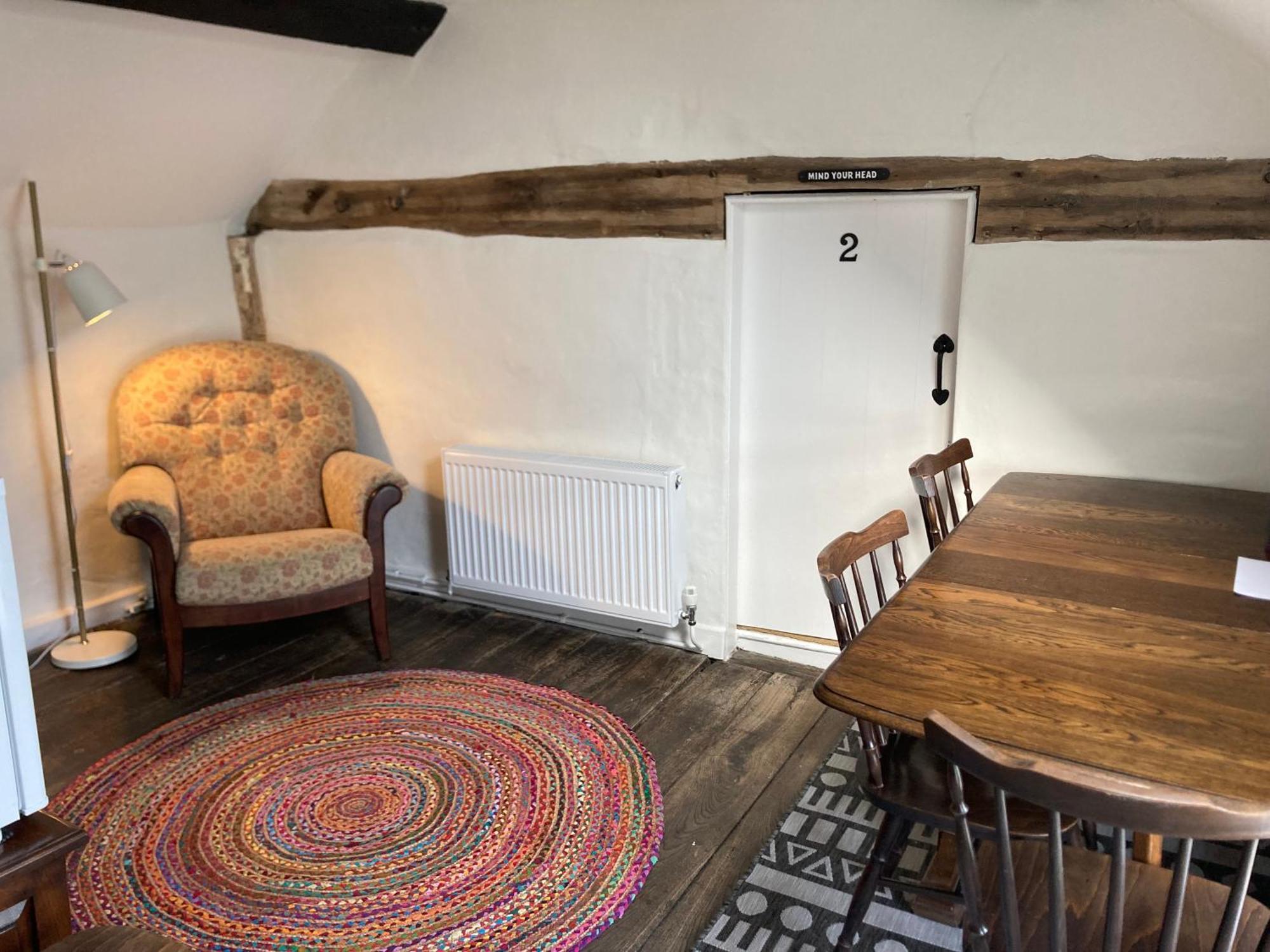 Bryntirion Farmhouse Rooms Llanfair Caereinion Exterior photo
